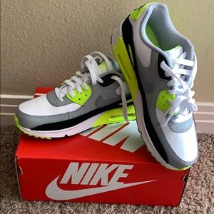 Nike Air Max 90 Brand New never been worn